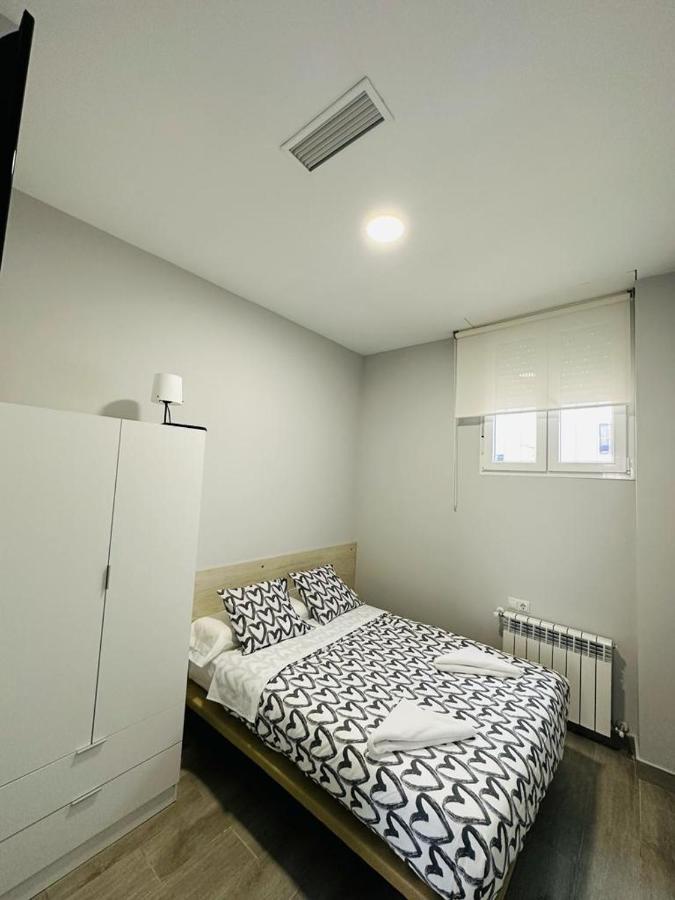 Hospedaje Cuatro Vientos 马德里 外观 照片